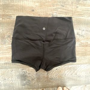 Lululemon Shorts Size 4